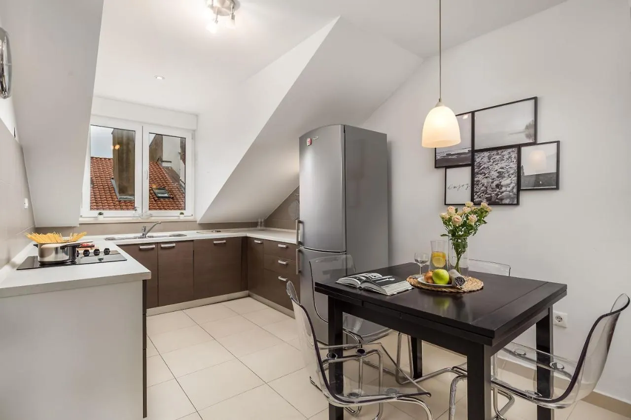 Aquila Apartment Fiume 0*,  Croazia
