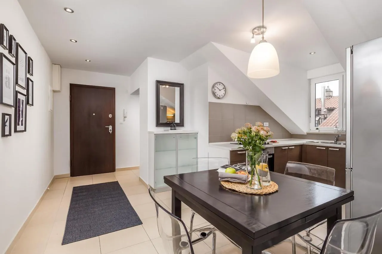 Aquila Apartment Fiume 0*,